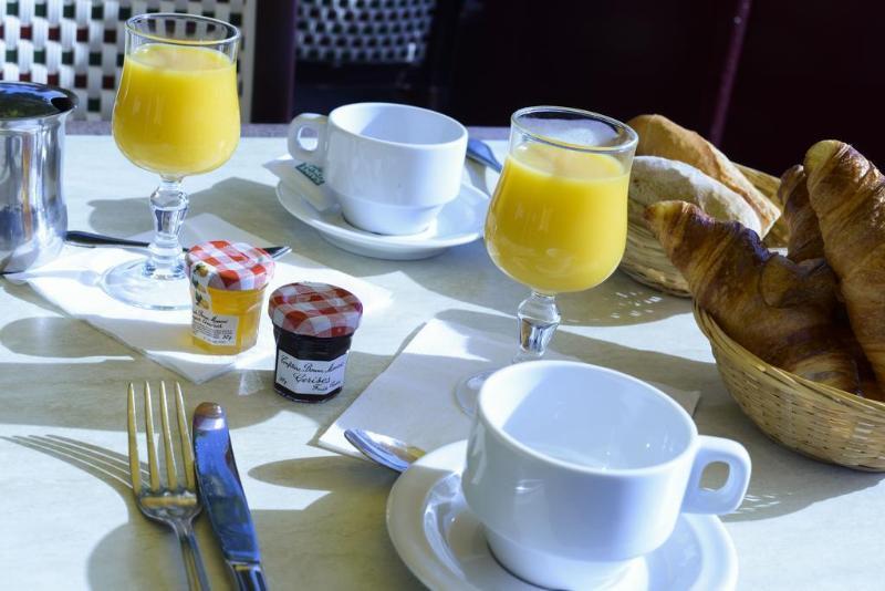 Logis Hotel Restaurant Le Sainte Mere Zewnętrze zdjęcie