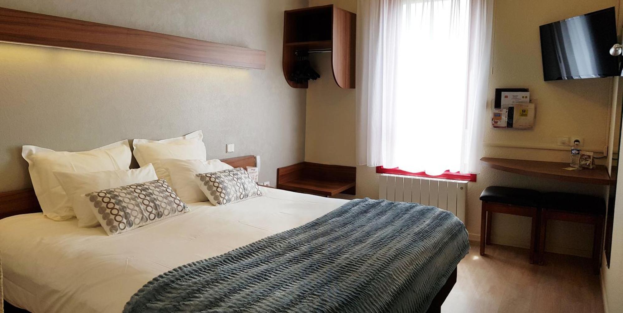 Logis Hotel Restaurant Le Sainte Mere Zewnętrze zdjęcie